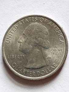 2012 P Alaska State Quarter With WORDING ERRORS - Picture 1 of 9