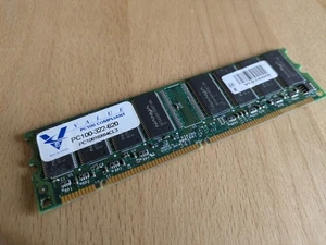 1 moduł 128 MB VIKING PC100-322-620 PC10016X64CL3 128 MB 172-26253 - Zdjęcie 1 z 7