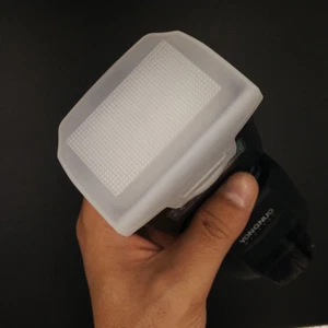 White Softbox Diffuser Bounce Cover for YONGNUO Flash Light YN685/600EX-RT/686 - Picture 1 of 8