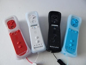 Wii U Wii Motion Remote controller with Silicone Case Nunchuk Remote Controller  - Picture 1 of 29