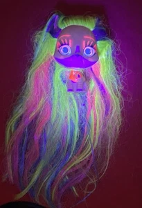 VIP Pets Cat Kitten Melissa with Long Rainbow Hair Fluorescent - Picture 1 of 12