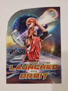 Vince Carter 2023-24 Topps Chrome Cosmic #LIO-22 lanciato in Orbit Raptors - Foto 1 di 2