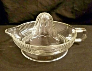 Vintage Clear Glass Citrus Orange Lemon Manual Juicer  - Picture 1 of 5