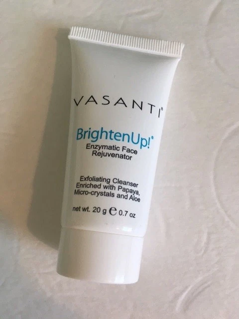 Vasanti Brighten Up!  Enzymatic Face Rejuvenator Exfoliating Cleanser 0.7 TRAVEL - Image 1 of 1