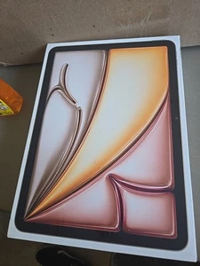 Apple iPad Air 11-inch (M2) A2902 256gbGB | Starlight | WIFI ONLY - Picture 1 of 3