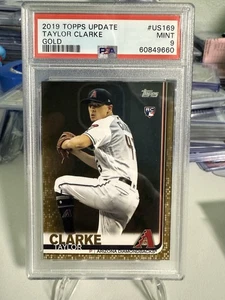 Topps Update Series 2019 - Taylor Clarke RC #US169 Gold/2019 (RC) PSA 9 - Imagen 1 de 3