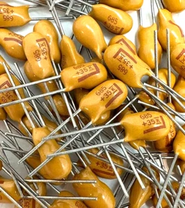 25X - 6.8uF @ 35V 10% (KEMET) - RADIAL Tantalum Capacitor (GOOD FOR TONE) #134 - Picture 1 of 2