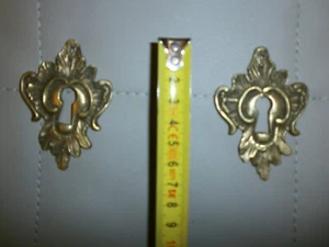 PAIRE DE DECORS ENTREE DE CERRURE/BRONZE/ROMANTIQUE/ST. LOUIS XV/HAUTEUR 7 cm - Picture 1 of 3