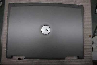 Cubiertas superiores LCD - Dell Latitude D810 Foto 1 de 2