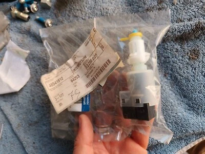 ORIGINALE 4654191 INTERRUTTORE PEDALE FRENO FIAT PUNTO 176 GT MAREA PALIO LYBRA - Изображение 1 из 4