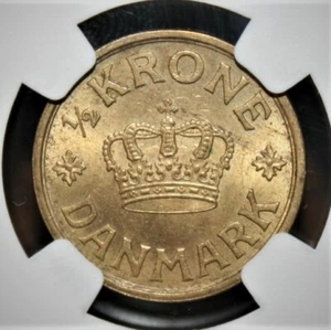 S7 - Denmark 1/2 Krone 1924-HCN-GJ Brilliant Uncirculated NGC MS-64 Coin - Picture 1 of 4