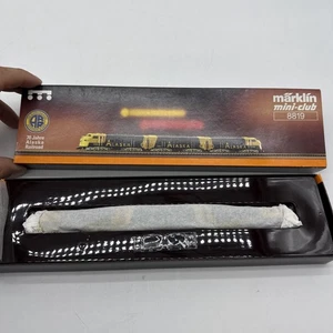 New Marklin 8819 Z Scale Alaska Railroad EMD F7 A-B-A Diesel Loco Set with box - Picture 1 of 10