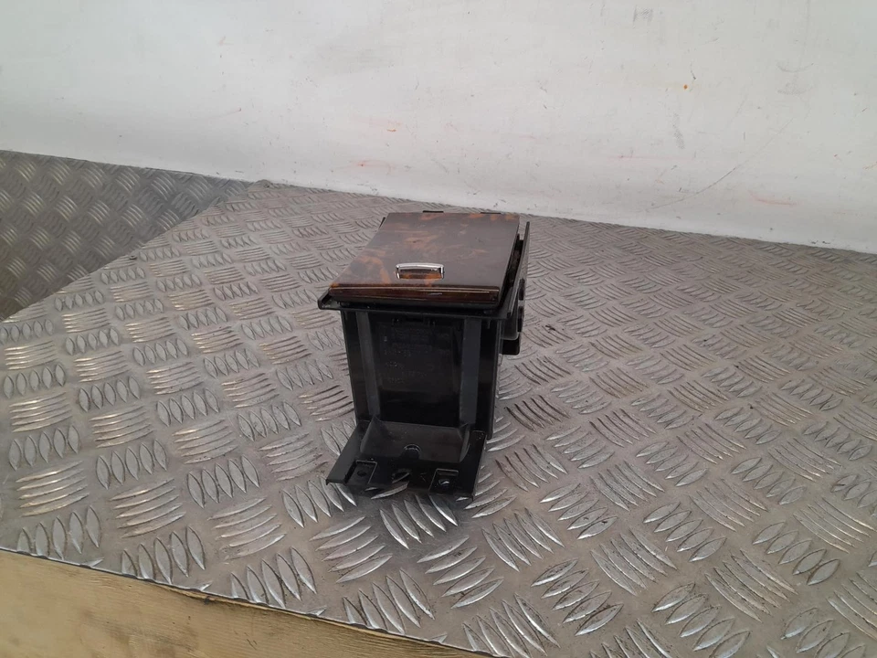 Jaguar XF Mk1 2008-2012 Cubby Box  Foto 1 de 4