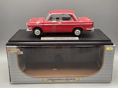 Modellautos 1:18 Signature Models BMW LS Luxus 1962 in OVP - Bild 1 von 4