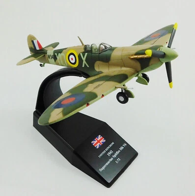 Supermarine Spitfire Mk Vb  Fighter Plane WW2 Model Aircraft 1:72 Scale NEW IN - Image 1 of 4