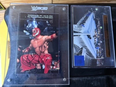 WWE 2k20 Rey Mysterio Placa Autografiada y Auténtico Anillo Falda Pieza Foto 1 de 4
