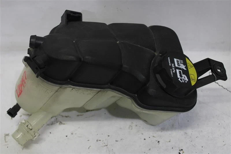 RADIATOR OVERFLOW BOTTLE Volvo S60 S80 XC60 2007-2015 1159905 Foto 1 de 4