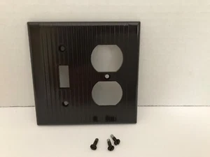 Vintage Leviton gerippt braun Bakelit Kombination Wandschalter Abdeckung mit Schrauben - Bild 1 von 3