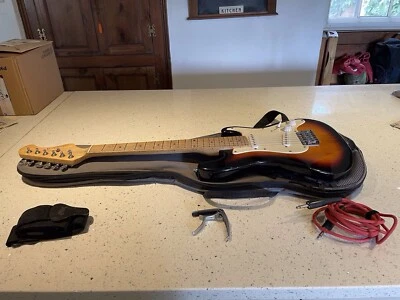 Elevation electric guitar 1/2 size 6 string - Sunburst - Image 1 of 4