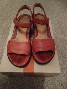 clarks red leather sandals