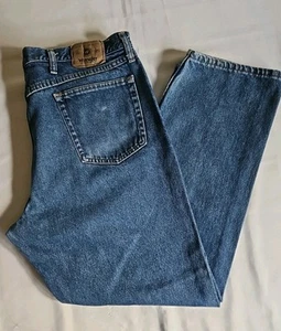 Wrangler Blue Jeans 5 Pocket Wash Denim Straight Leg Relaxed Fit Mens Size 38x30 - Picture 1 of 9