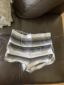 Roxy Swim Shorts Women’s Size Small - Picture 1 of 2