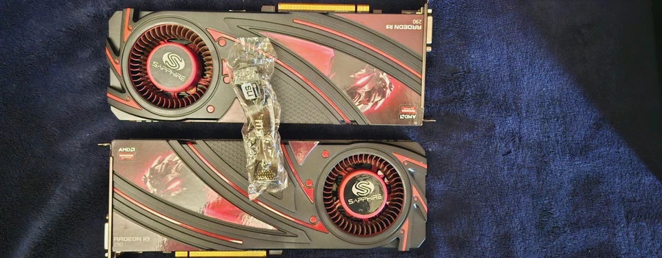 Dos tarjetas gráficas pc AMD 290 X R9 MSI Doble Conexión 4GB Foto 1 de 4