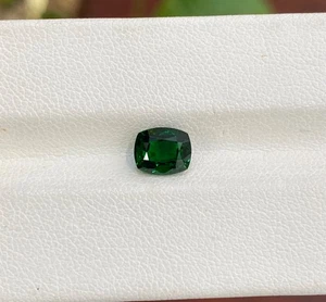 1.49 ct  Top Luster Nice Green / Natural Tsavorite Green Garnet - Cushion Video - Picture 1 of 3