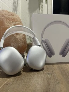 AirPod Max ‘Silver’ - Picture 1 of 4