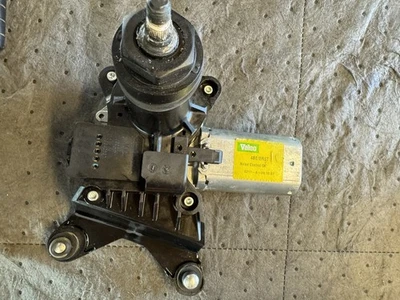 Motor limpiaparabrisas trasero GMC Yukon Tahoe Suburban 07-14 OEM Foto 1 de 4