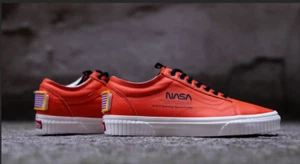 Vans Old Skool x NASA Space Voyager Petardo Naranja Talla Hombres 4.5 Mujeres 6 - Imagen 1 de 7