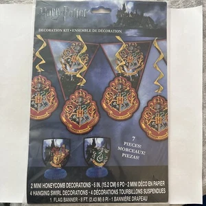 Harry Potter 7 piece Birthday Party Decoration Kit Party Photo Props NEW SEALED - Picture 1 of 2