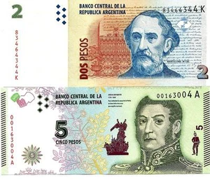 LOTE DE 2 BILLETES DE 2 Y 5 PESOS DE ARGENTINA(2010-) SIN CIRCULAR - Imagen 1 de 1