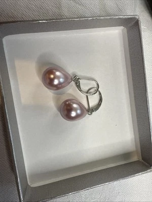 Pendientes de perlas barrocas de agua dulce rosa natural con cierre de palanca de plata de ley 925 Foto 1 de 4