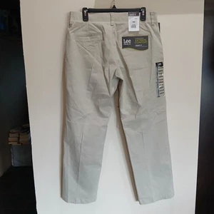 NEW Lee Extreme Comfort Pants Mens 32x30 Stone Straight Stretch Jeans (32x29) - Picture 1 of 19