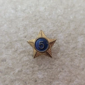 Vintage Boy Scouts of America 5 Year Service Pin Gold Tone Blue Enamel Star - Picture 1 of 4