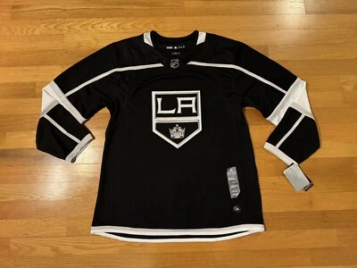Nueva camiseta 50 Adidas Los Angeles Kings Home auténtica negra NHL CA7090 para hombre Foto 1 de 4