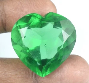 75.10 Ct Brazilian Green Topaz 30 x 30 mm Heart Shape Gemstone Certified E7722 - Picture 1 of 7
