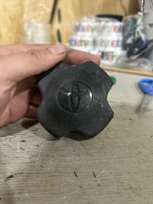 Toyota Tercel 42638-02060 Factory OEM Wheel Center Rim Cap Cover Vintage - Image 1 of 4