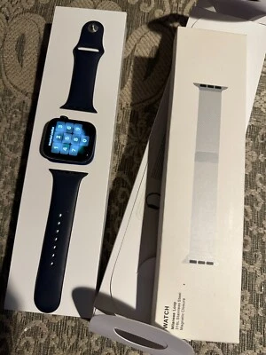 Apple Watch Series 6 44mm Cassa Blu Come NUOVO + Maglia Milanese PRONTA CONSEGNA - Immagine 1 di 2
