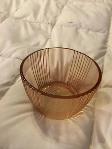 VINTAGE LIGHT PINK DEPRESSION GLASS ROUND RIBBED BOWL! - Picture 1 of 4