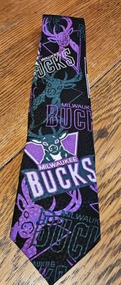 Corbata de cuello Milwaukee Bucks. R.M. Deportes. Silk USA Foto 1 de 3