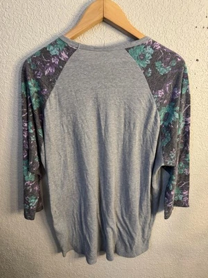 Camiseta para mujer LuLaRoe gris lisa/floral raglán manga 3/4 talla 3XL Foto 1 de 4