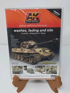 AK Interactive AK000 Washes Fading & Oils Weathering for Vehicles PAL DVD Guide - Foto 1 di 6