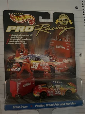 Hot Wheels Pit Crew con caja de herramientas #36 Ernie Irvan Pontiac Grand Prix Pro Racing  Foto 1 de 4
