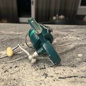 Sehr schöne Vintage Penn 710 Spinfisher Greenie Spinnrolle USA - Bild 1 von 12