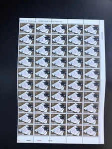 España 1981 50 sellos en hoja nº2610 Homenaje a la Prensa MNH - Imagen 1 de 2