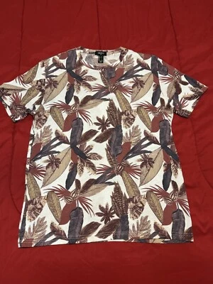 Forever 21 Mens T Shirt Floral Leaf Feather Print Maroon Purple Large Never Worn - Image 1 of 2