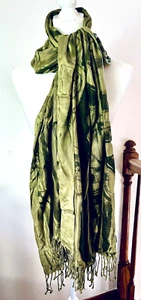 Di Firenze Collection riesiges Cape Schal Halstuch Einheitsgröße italienisch mit Fransen 72" x 42" - Bild 1 von 4