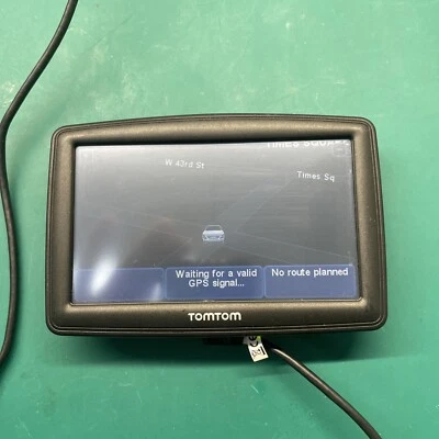 TomTom Start 5 inch GPS Navigator - Black 4EF00 - Image 1 of 3